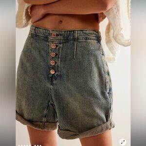 We The Free Osaka Relaxed Shorts- Size 24